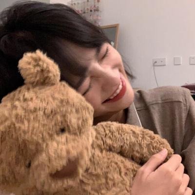 身为魔王的我娶了奴隶精灵为妻，该如何表白我的爱？